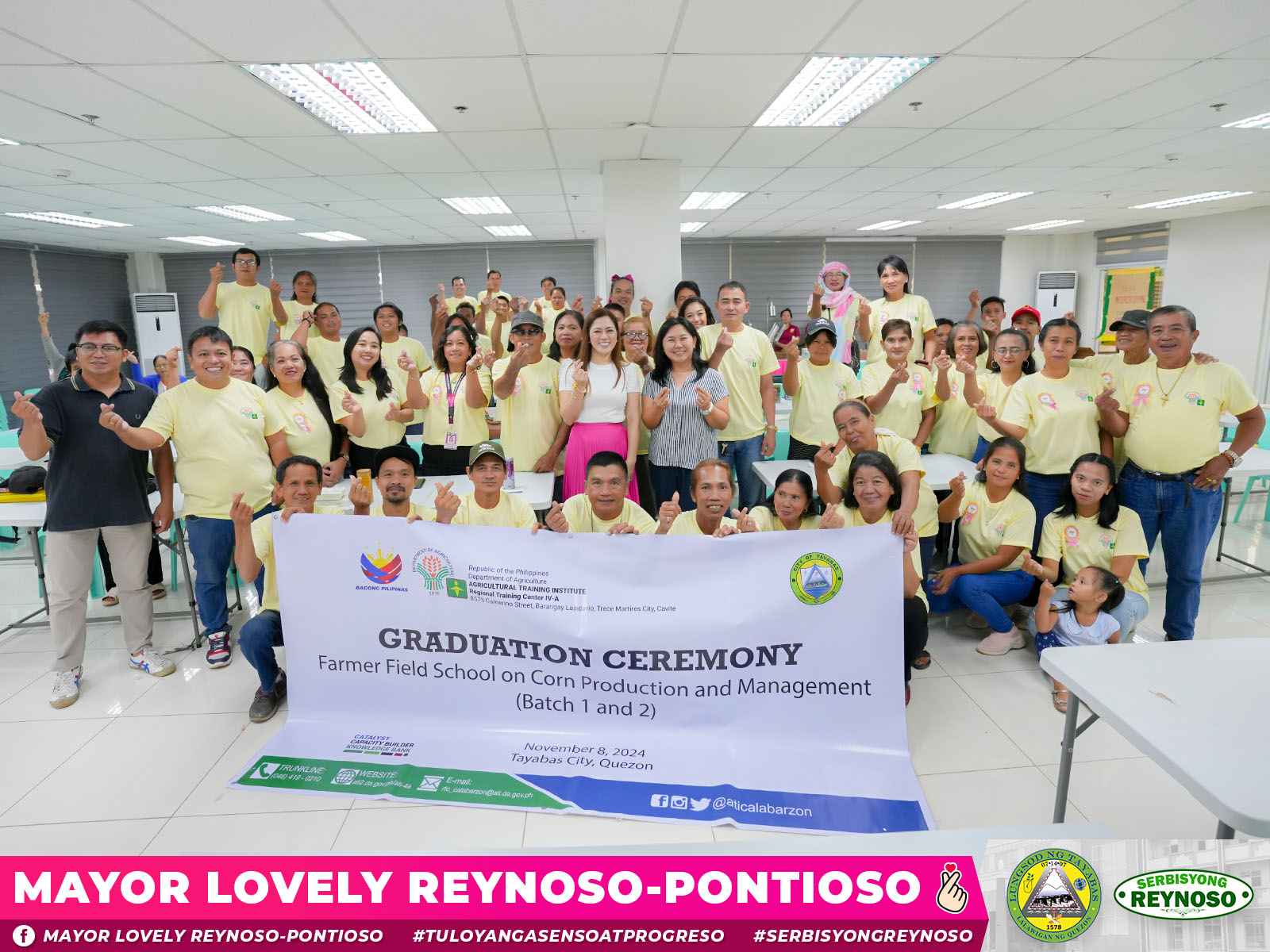 PITUMPUNG CORN FARMERS, NAGTAPOS SA FARMER FIELD SCHOOL ON CORN PRODUCTION.