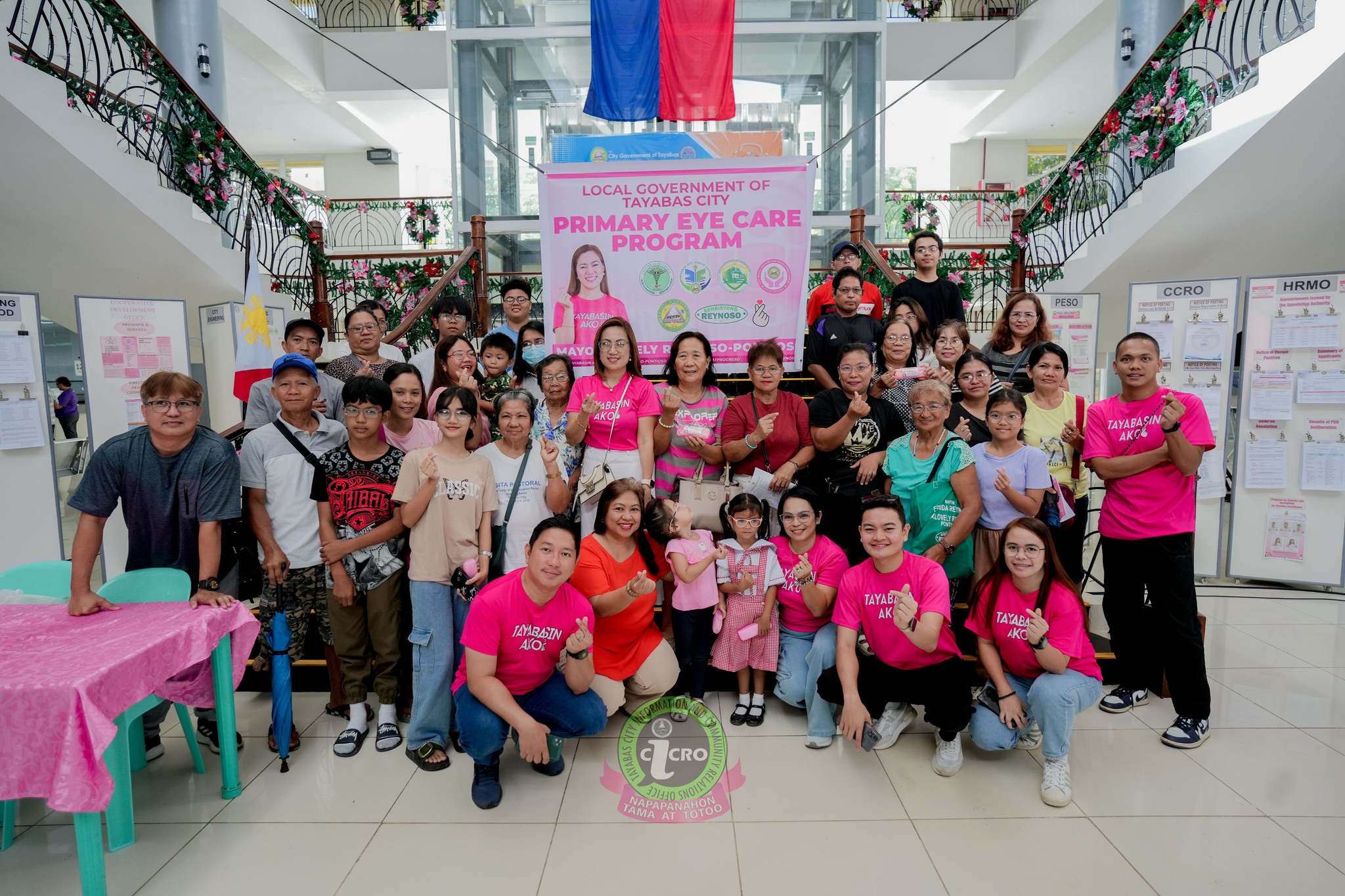 Limampung ( 50 ) Tayabasin ang tumanggap ng bago at angkop na salamin sa mata