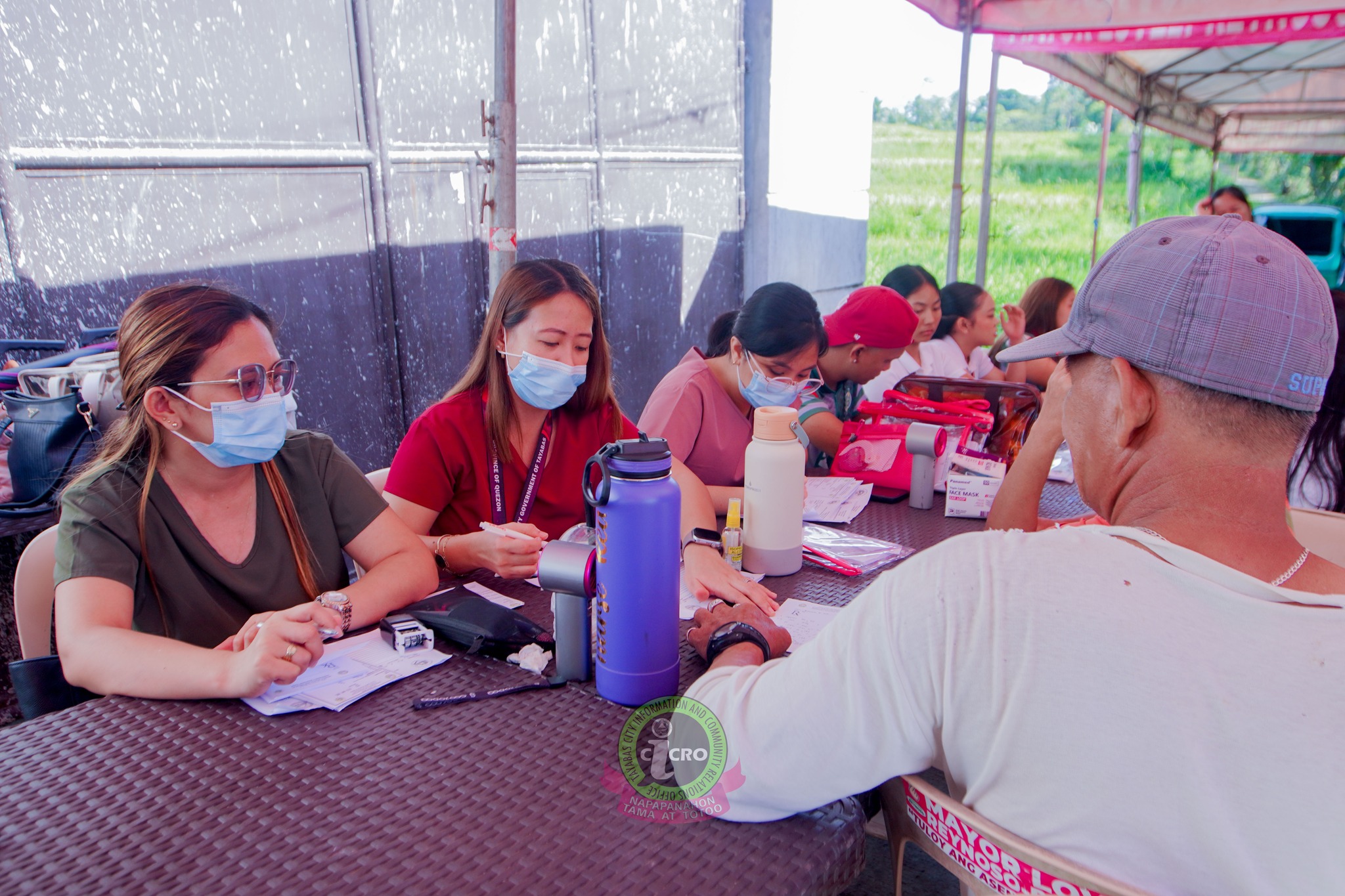 INIHATID SA MGA TAGA ILAYANG NANGKA ANG SERBISYONG MAY PUSO MOBILE HEALTH SERVICES.